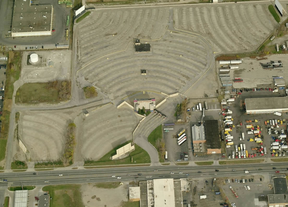 Ford-Wyoming Drive In Dearborn - Birds Eye View